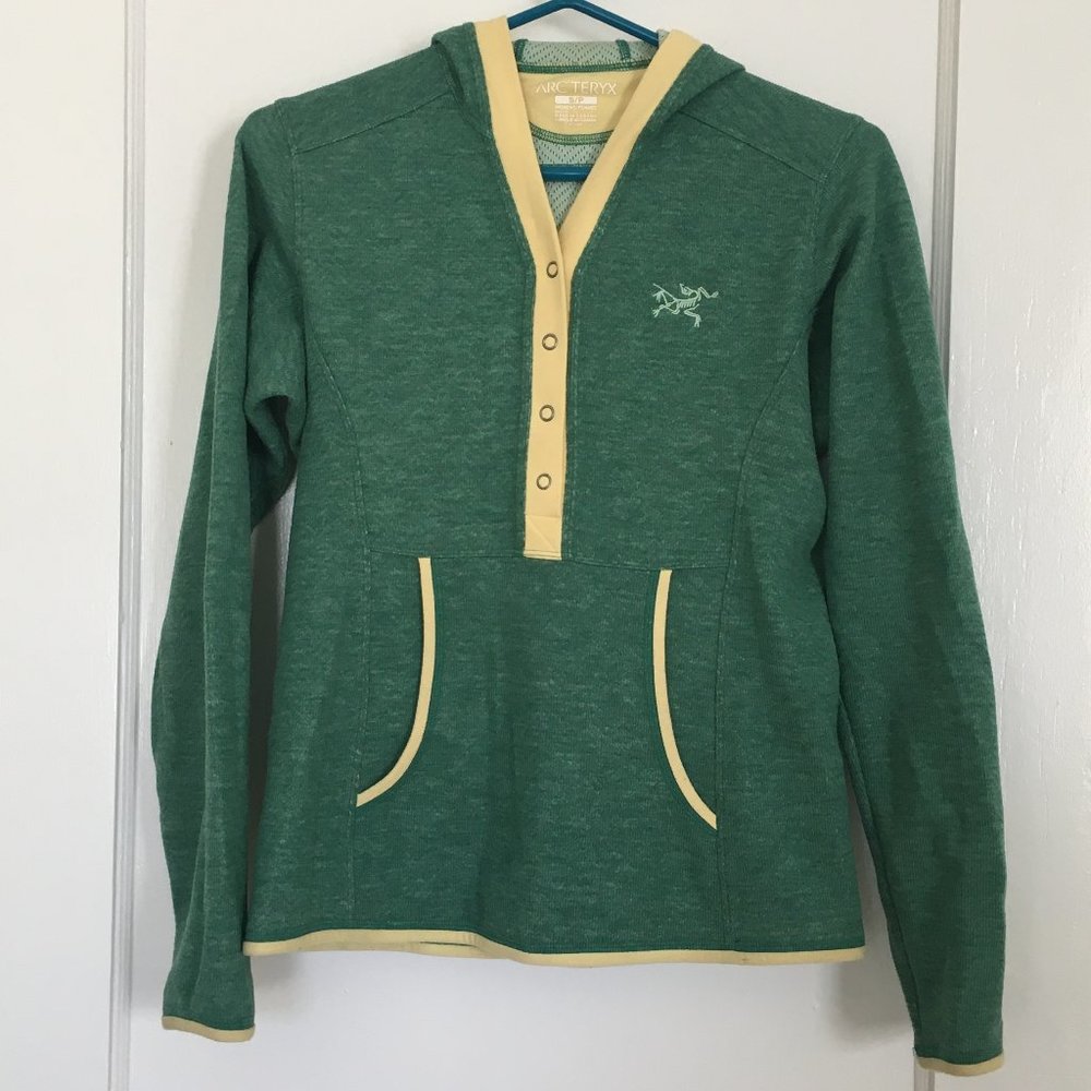 Arc'teryx Lightweight Hooded Fleece (Women's)